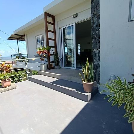 Surf House Holidays Ruisseau Creole Bagian luar foto